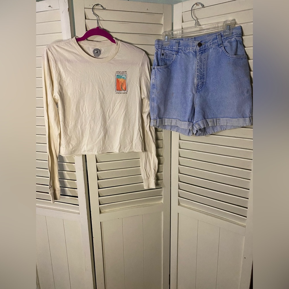 Two piece VINTAGE outfit including vintage Gitano jean shorts and a modern tee